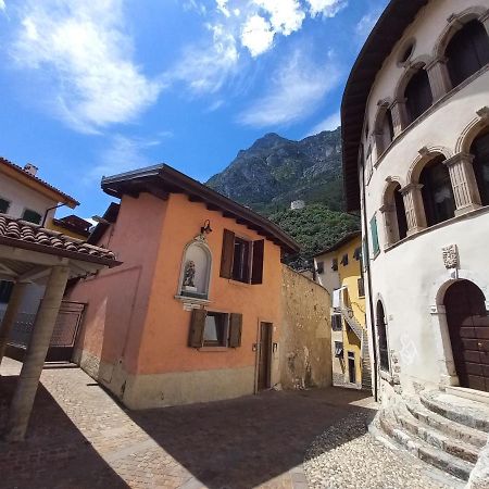 North Lake Riva Apartment, Steps From The Garda Lake Екстериор снимка
