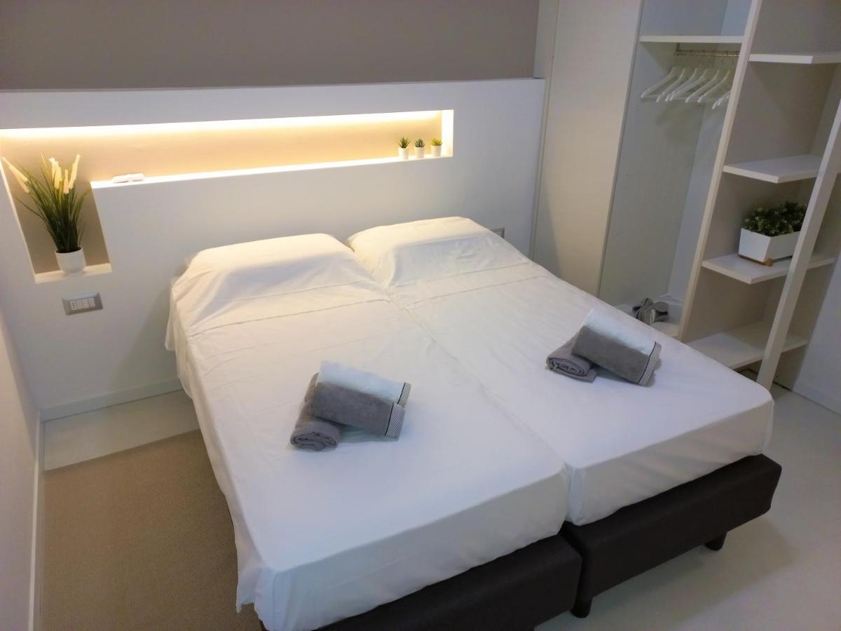 North Lake Riva Apartment, Steps From The Garda Lake Екстериор снимка