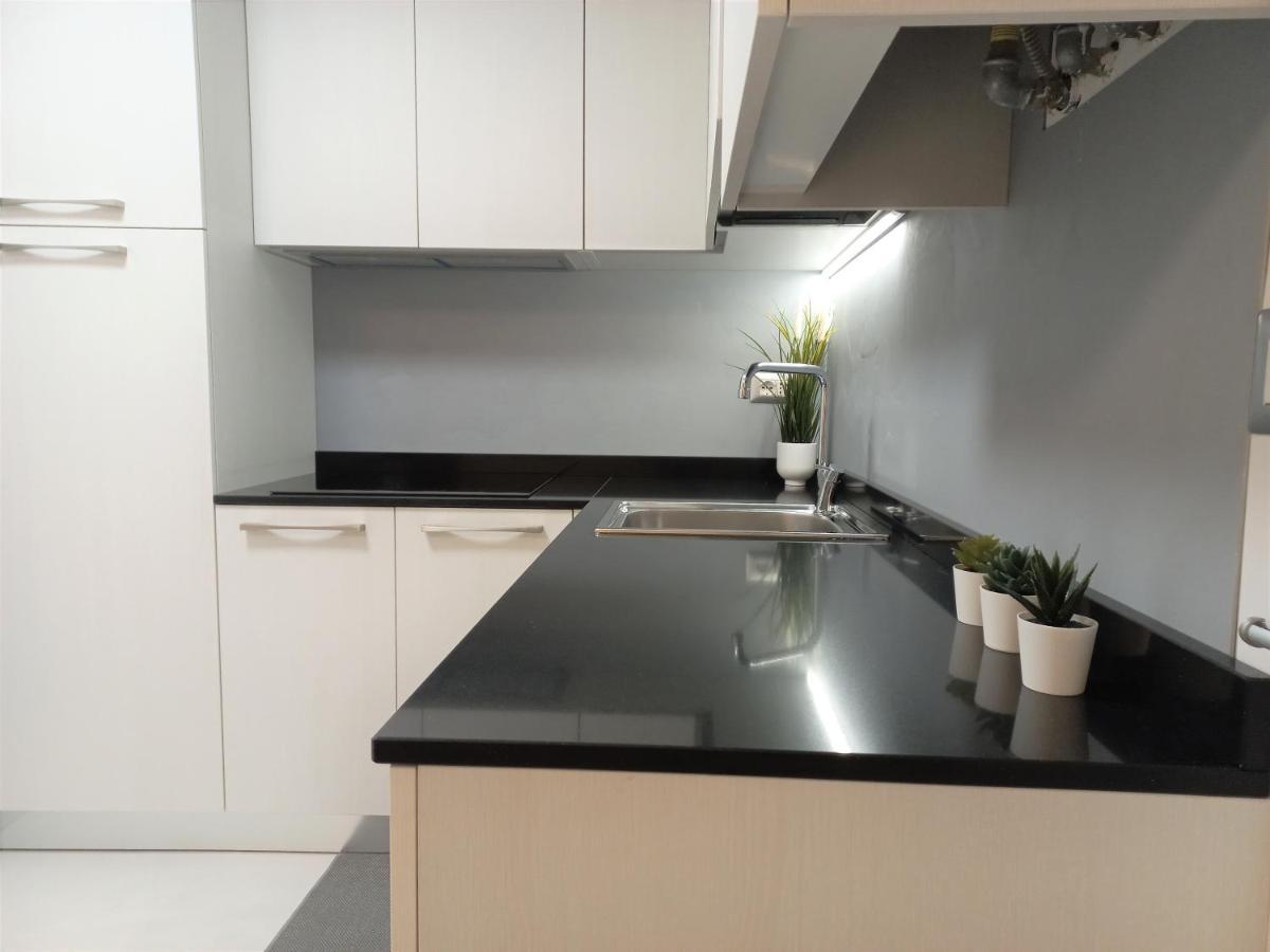North Lake Riva Apartment, Steps From The Garda Lake Екстериор снимка