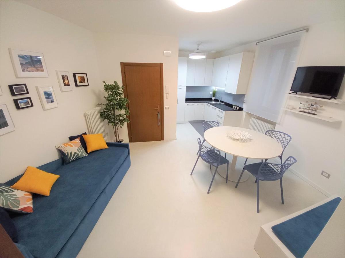 North Lake Riva Apartment, Steps From The Garda Lake Екстериор снимка