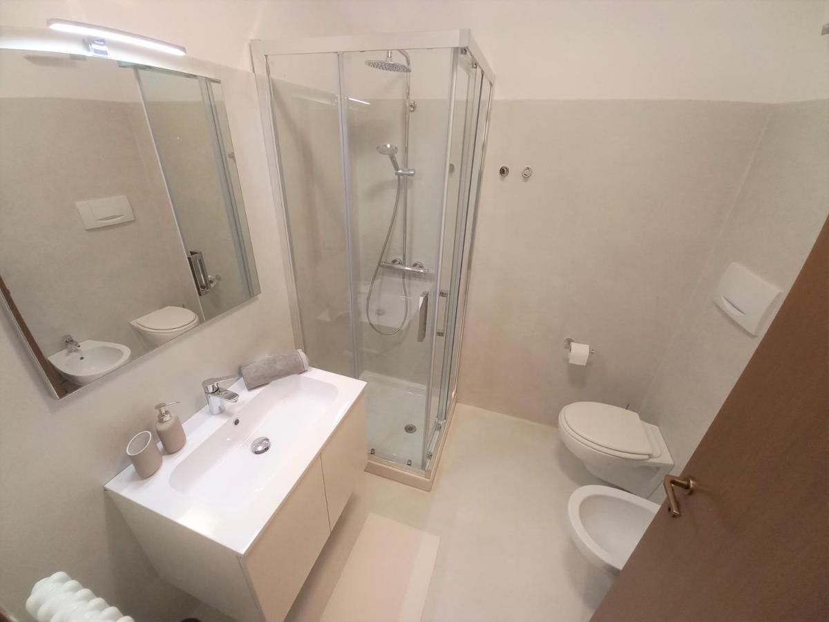 North Lake Riva Apartment, Steps From The Garda Lake Екстериор снимка
