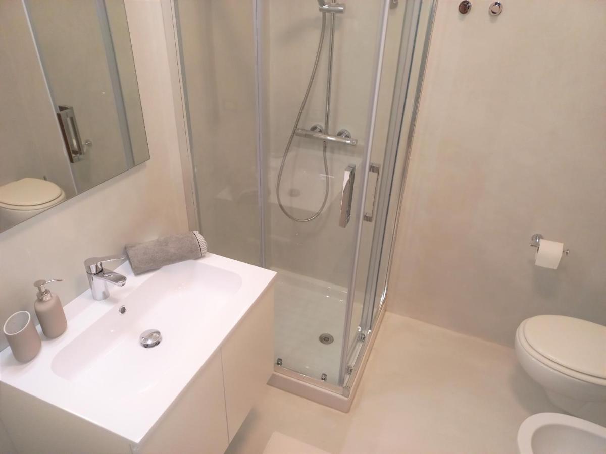 North Lake Riva Apartment, Steps From The Garda Lake Екстериор снимка