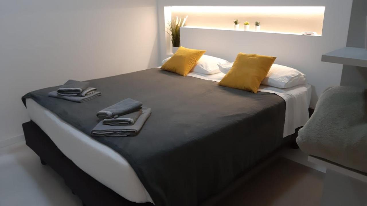 North Lake Riva Apartment, Steps From The Garda Lake Екстериор снимка